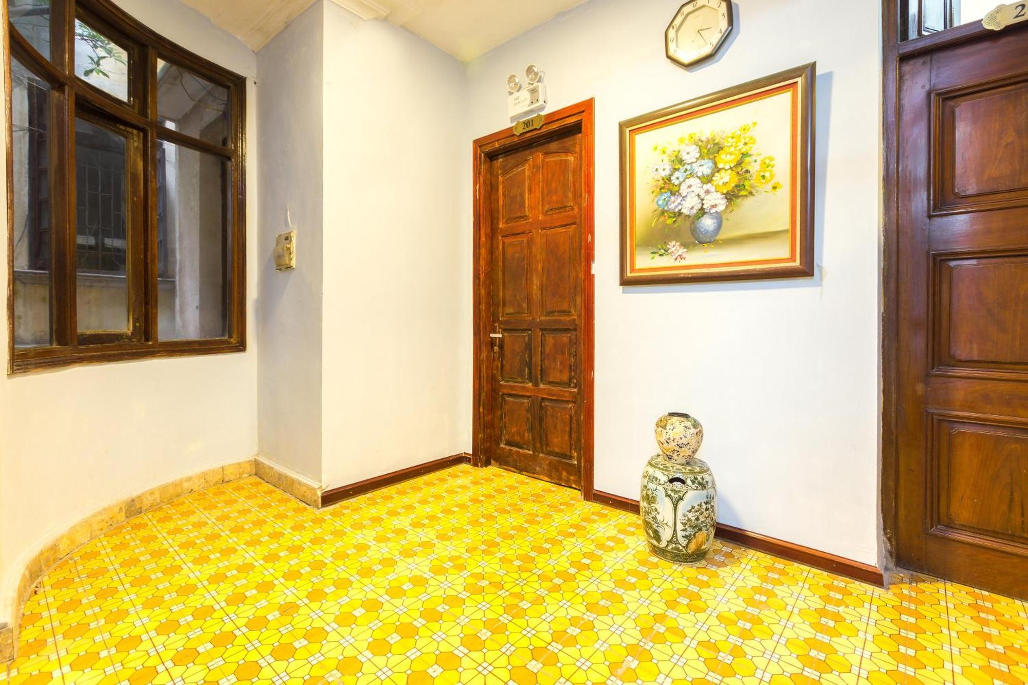 Chikoo Homestay Spot-On Hanoï Extérieur photo